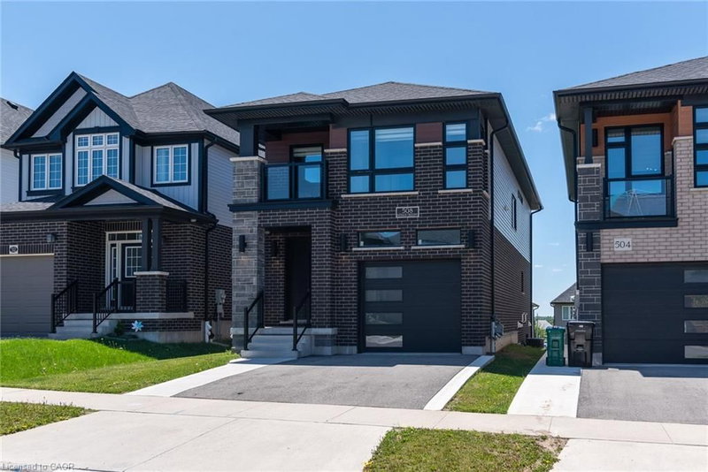508 Nathalie Crescent