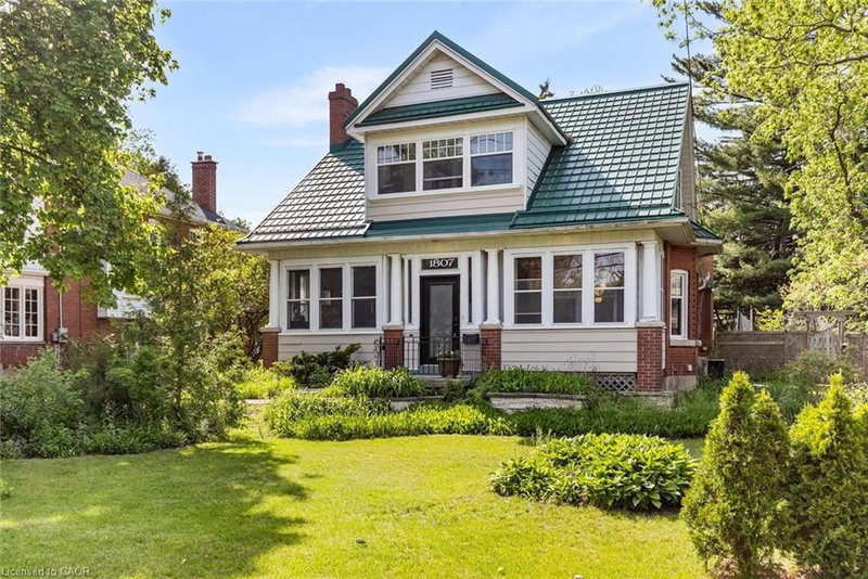 1807 Balsam Avenue, Mississauga, Ontario