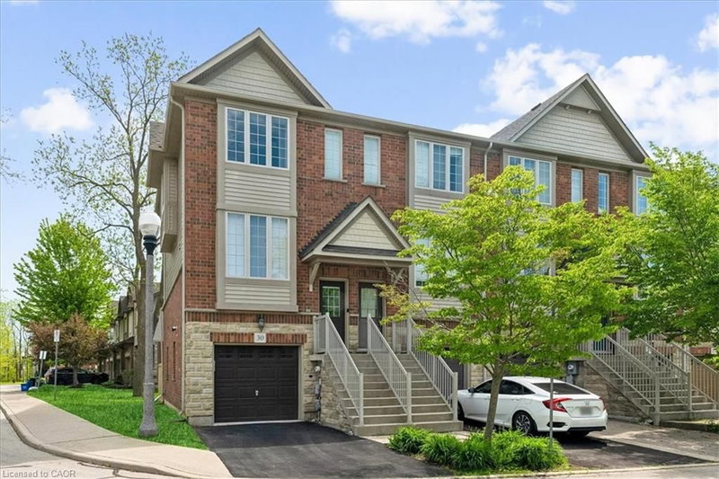 30 Chapman Lane