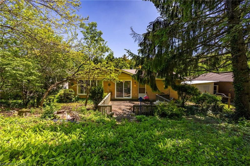 93 Oakwood Avenue