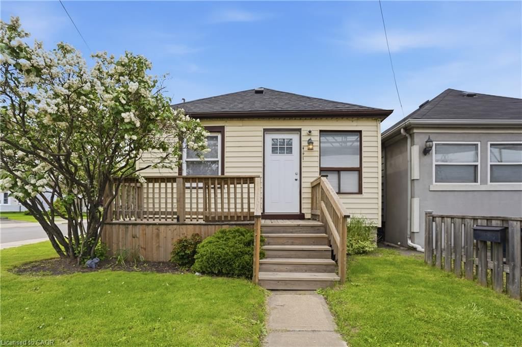Single Family Residence sold at 491 Kenilworth Avenue, Hamilton, ON, L8H 4T6 - Crown Point North - MLS: 40834602