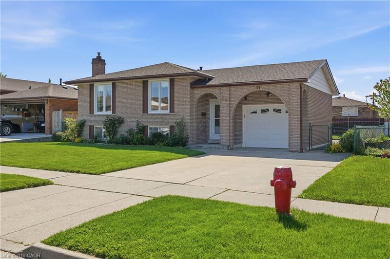 64 Eastbury Drive