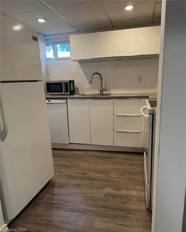 BSMT - 787 Upper Ottawa Street, Hamilton 4