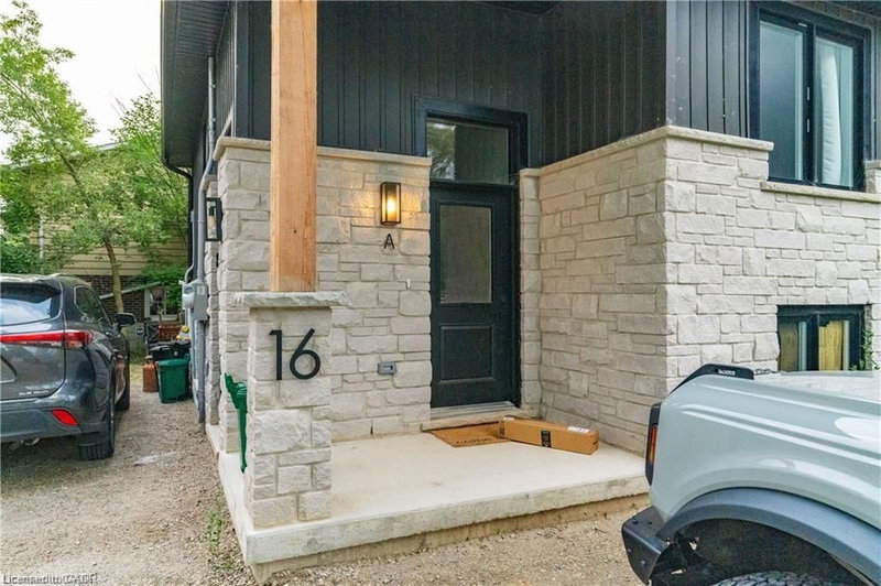 A - 16 Hincks Street