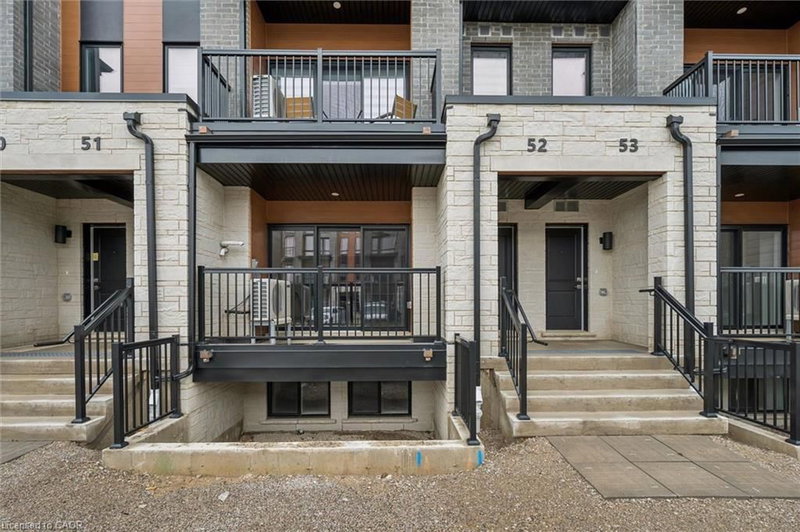 525 Erinbrook Drive photo 4