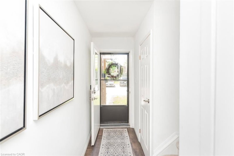 1440 Garth Street photo 5