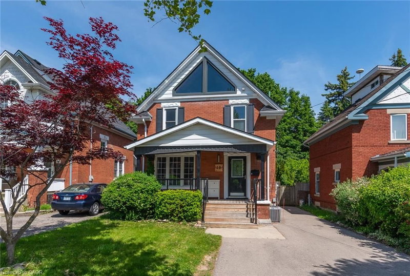 40 Woodland Avenue