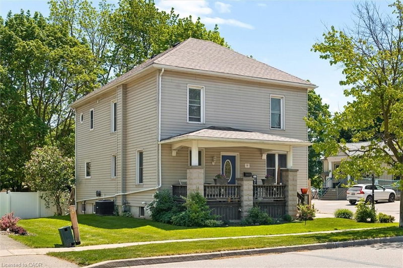 61 Memorial Avenue