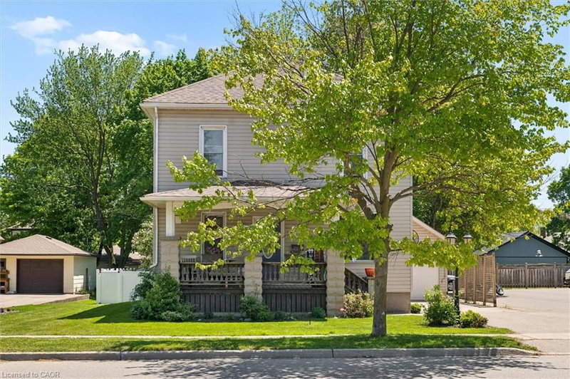 61 Memorial Avenue