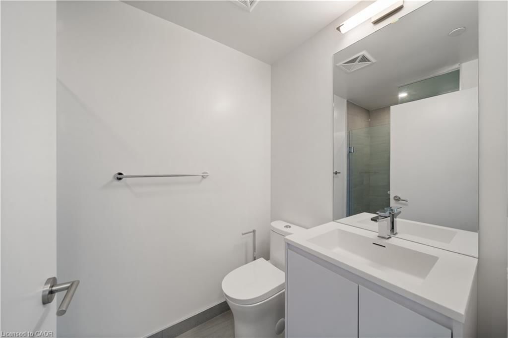 1004-1 Quarrington Lane, Toronto, view 10