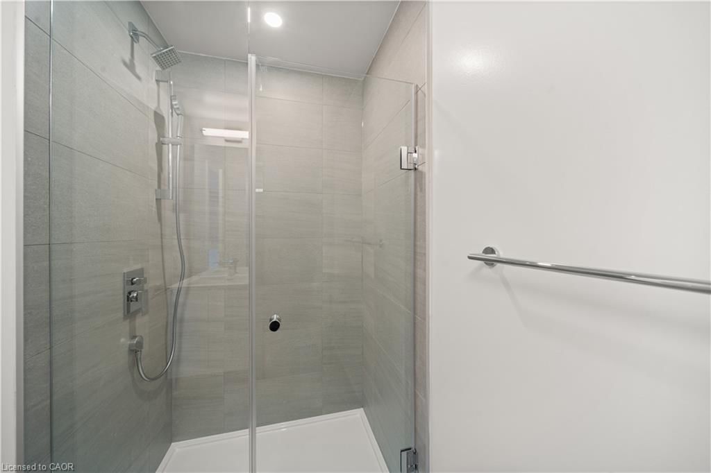 1004-1 Quarrington Lane, Toronto, view 11