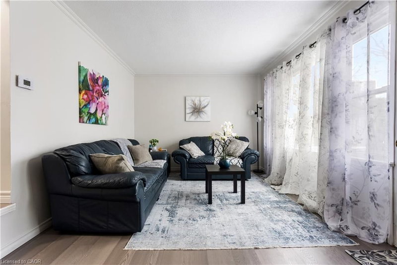 7 Eden Park Drive