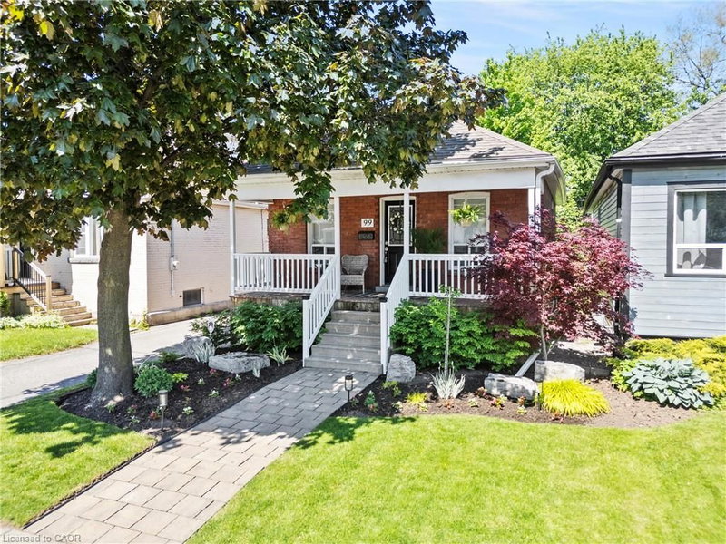 99 Edgemont Street N, Hamilton, Ontario