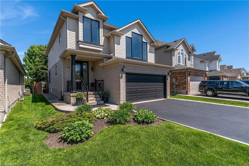 11 Goodwood Court