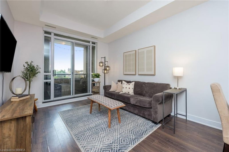 505 - 150 Main Street W