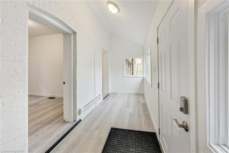 91 Water Street S
