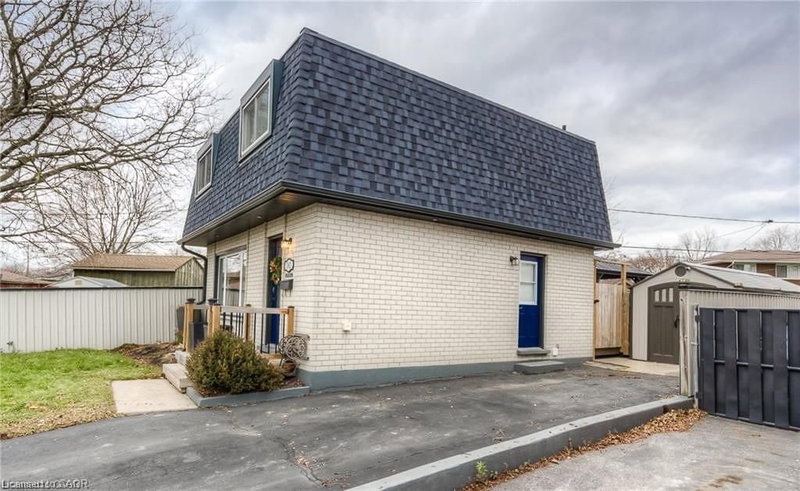 382 Cyrus Street