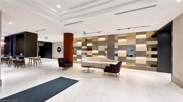 211 - 55 Duke Street W