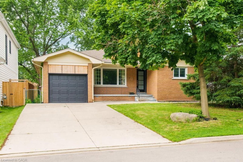 662 Montego Crescent