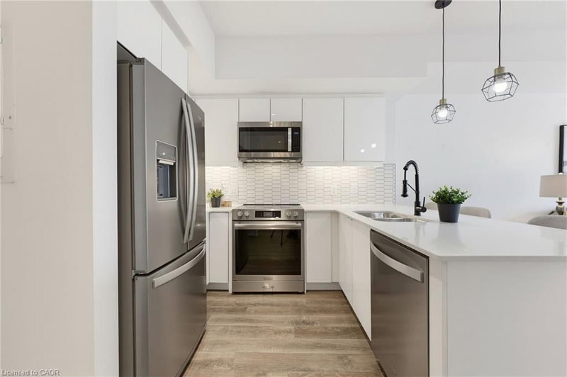 513 - 16 Markle Crescent