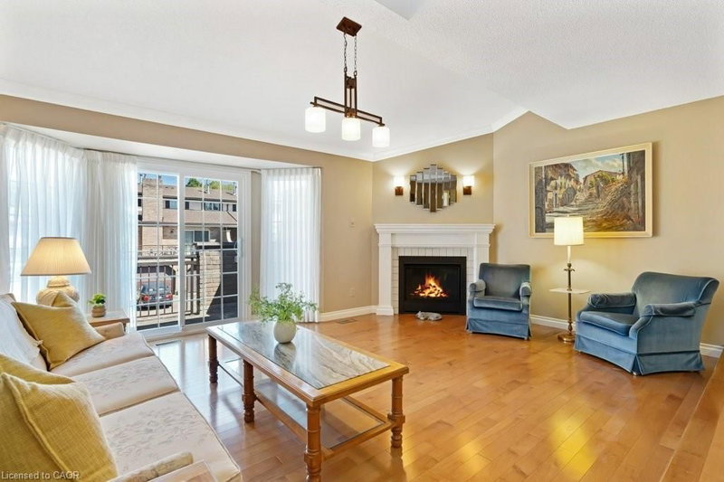 6 - 458 Beechwood Place