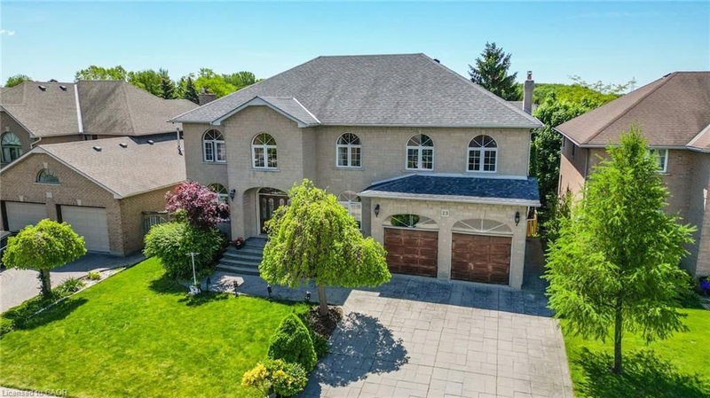 23 Susan Drive, Hamilton, Ontario