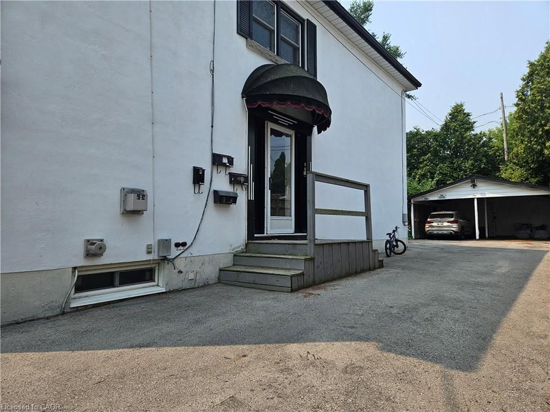 Upper - 9 Don Street