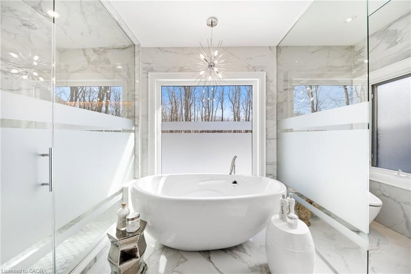 3205 Highpoint Court, Burlington — 16