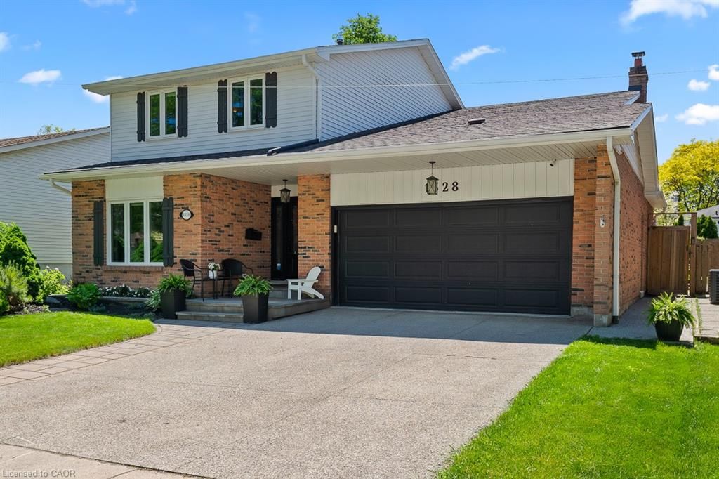 Single Family Residence sold at 1328 Vancouver Crescent, Burlington, ON, L7M 1W2 - Palmer - MLS: 40836602