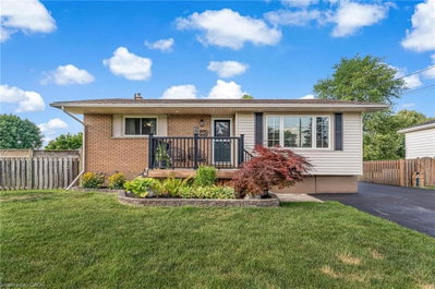 9924 Dickenson Road W