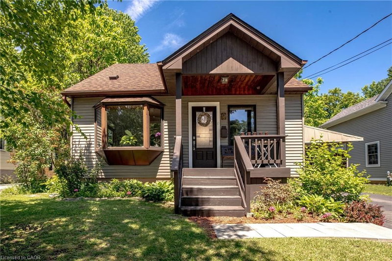 9 Morton Avenue