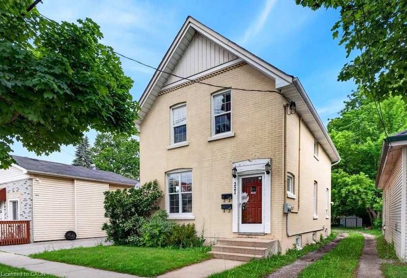 221 Grand River Avenue