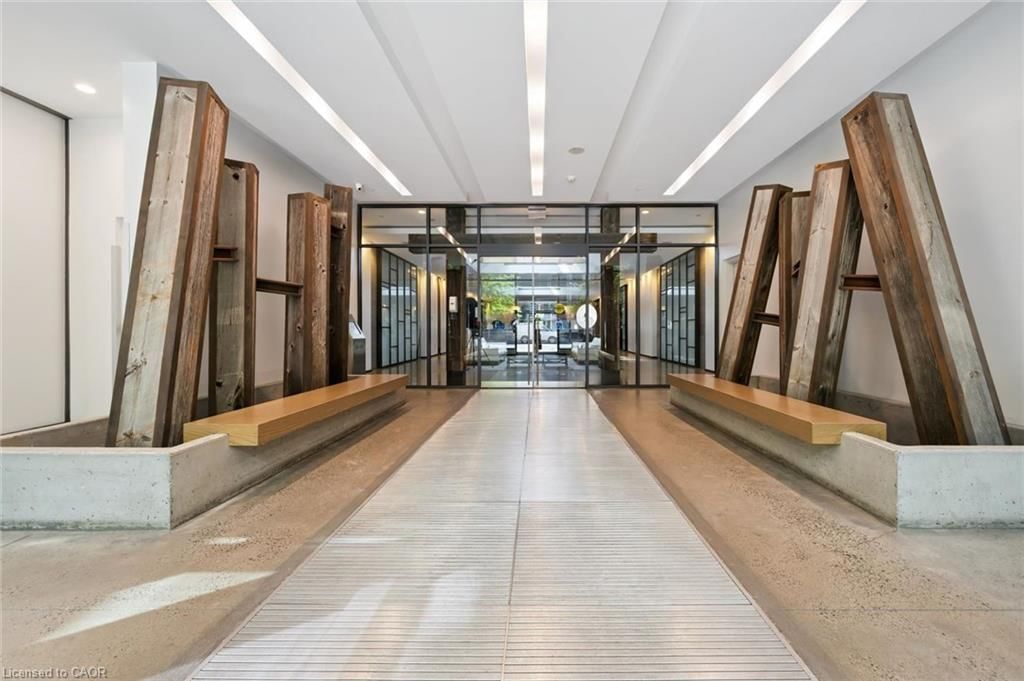 418-1030 King Street, Toronto, view 3
