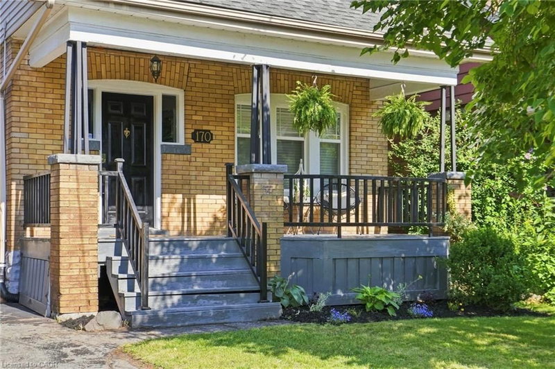 170 Kensington Avenue S