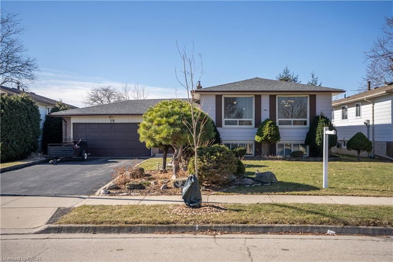 19 Lynwood Drive