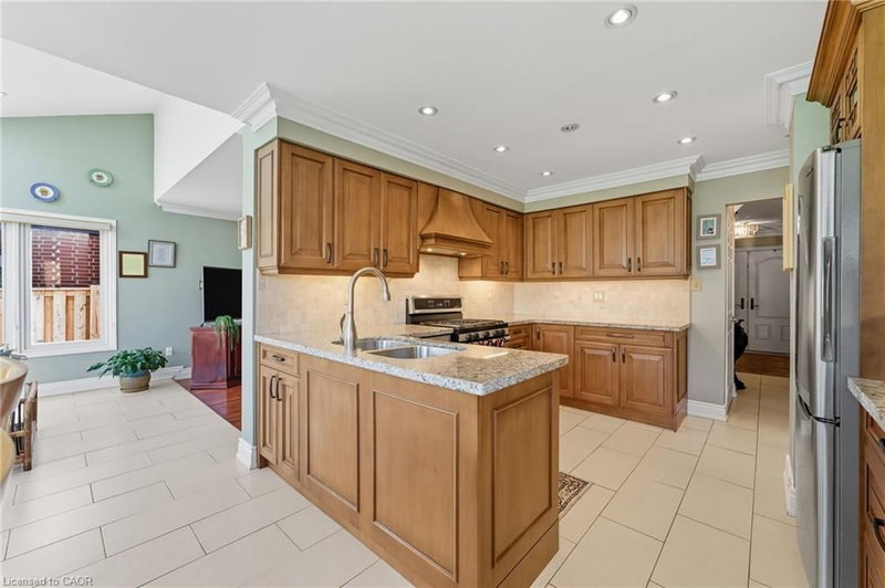 3043 Vanderbilt Road photo 5