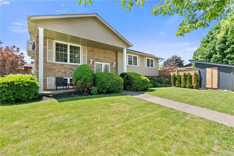83 Amberwood Street