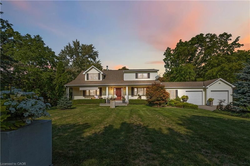 493 Ridge Road E photo 2