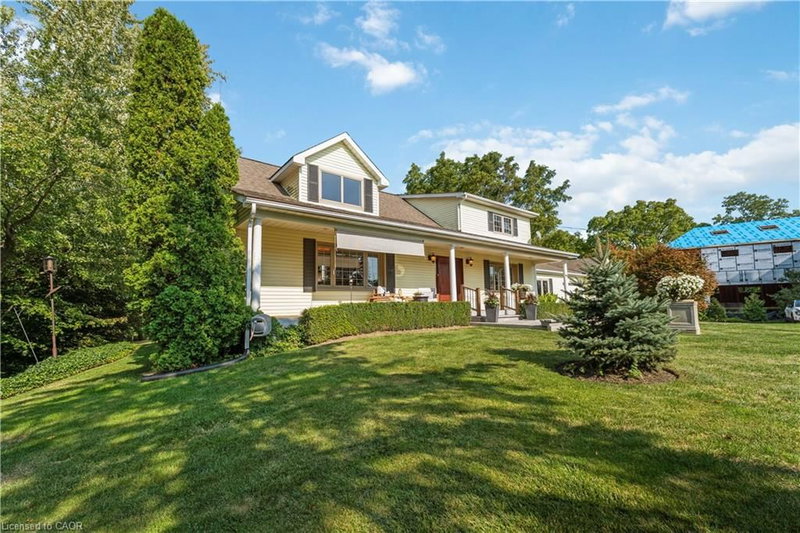 493 Ridge Road E photo 3
