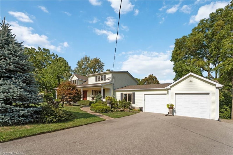 493 Ridge Road E photo 4