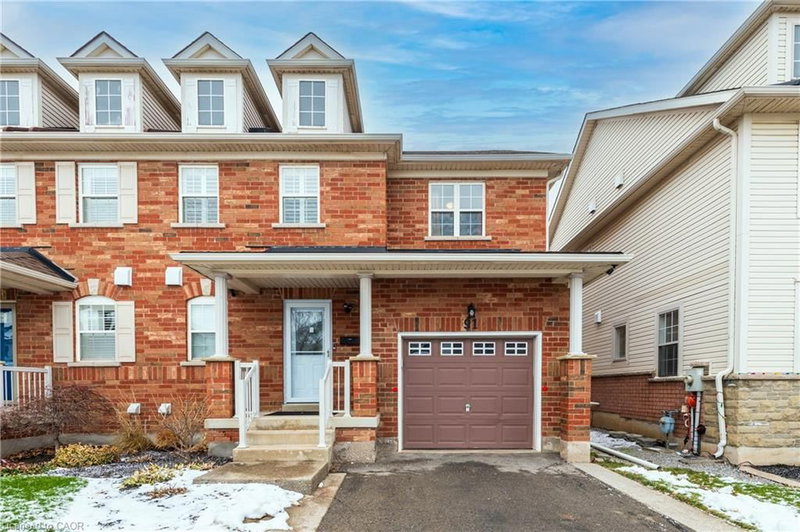 91 Young Crescent