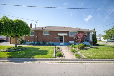 813 Harriet Street
