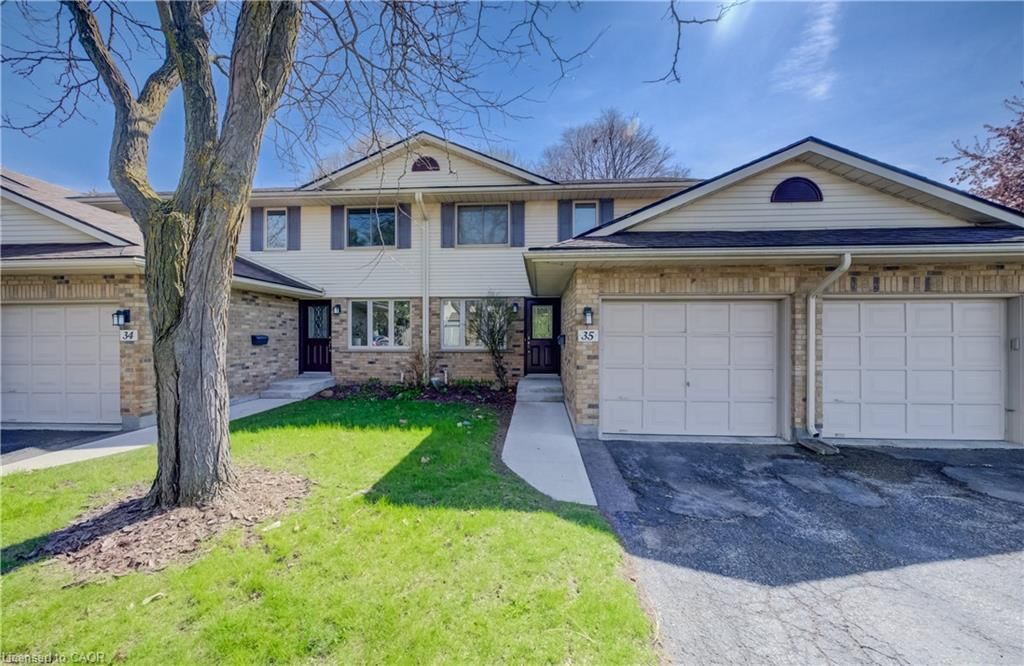 Row/Townhouse sold at 35-375 Kingscourt Drive, Waterloo, ON, N2K 3N7 - Colonial Acres/East Bridge - MLS: 40837653