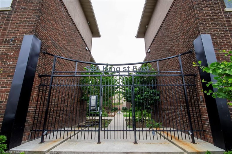C7 - 540 King Street E
