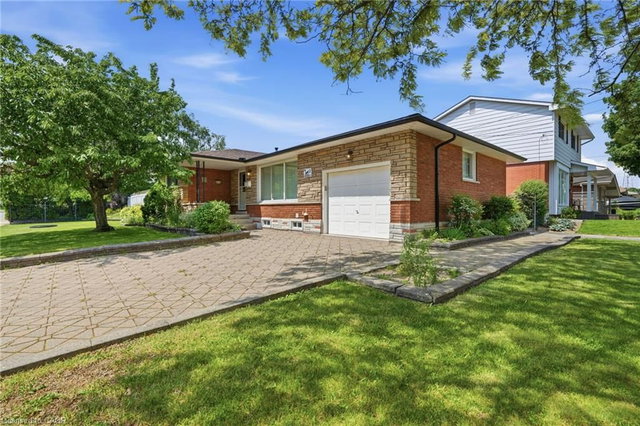 2 Deerborn Drive