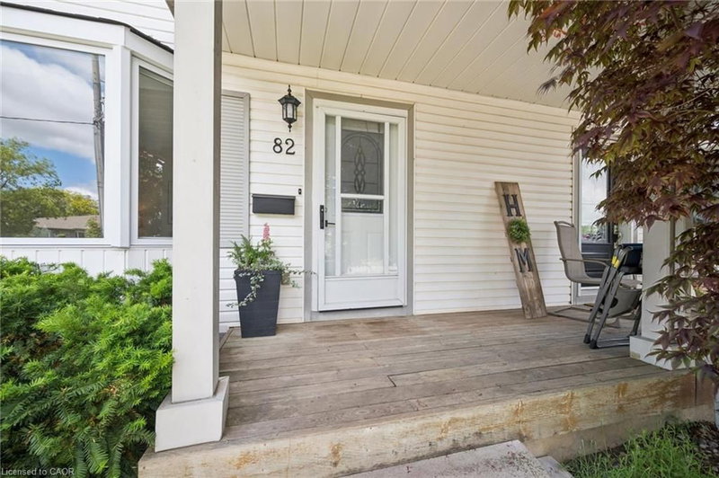 82 Catherine Street