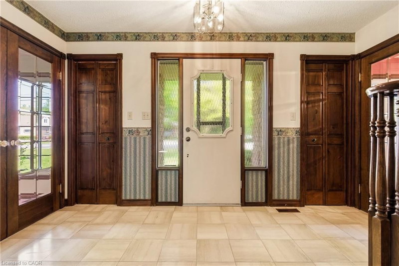 302 Parkside Drive