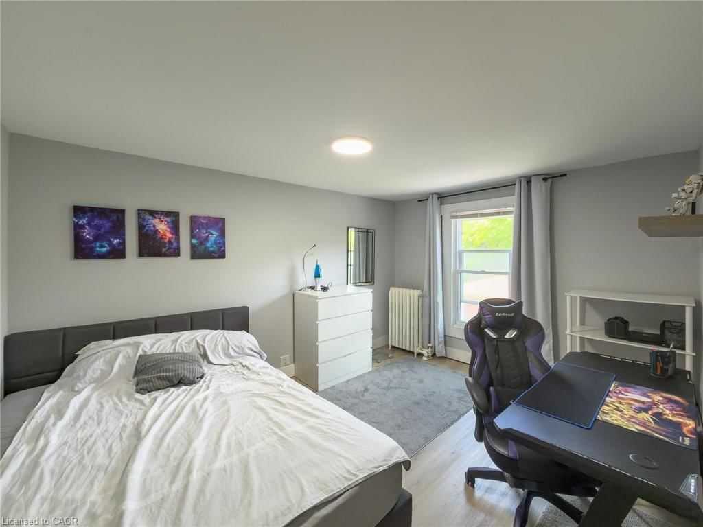 32 Lorne Street, St. Catharines, view 23