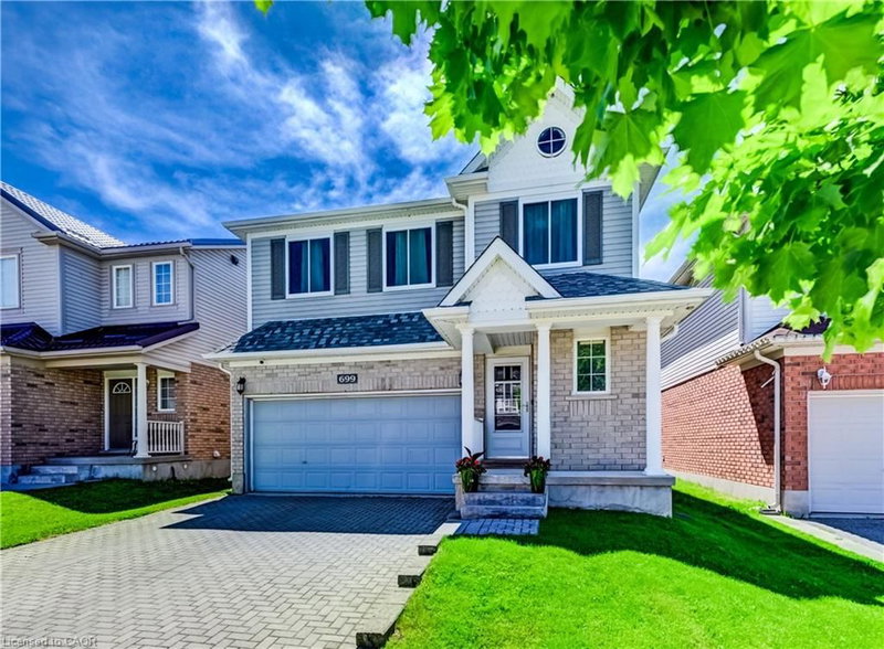 699 Commonwealth Crescent