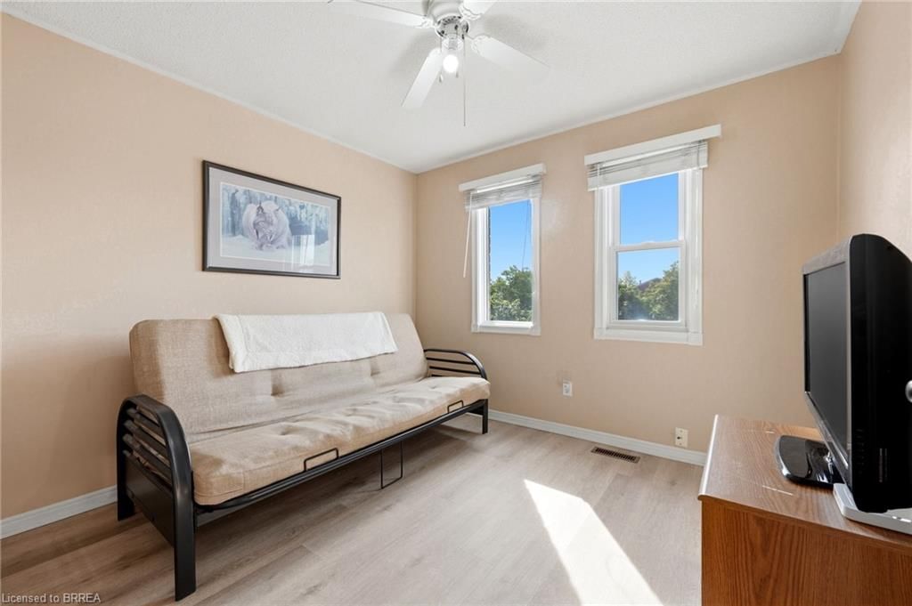 Single Family Residence sold at 18 Mckinnon Avenue, Georgetown, ON, L7G 5H5 - GE Georgetown - MLS: 40838053